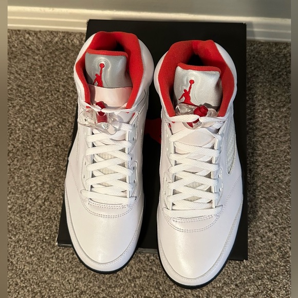 Men Air Jordan 5 Retro. 2020. True White/Fire Red-Black. New in Box. Size 10 - Picture 6 of 10